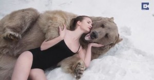 熊と女　20150424001059_0