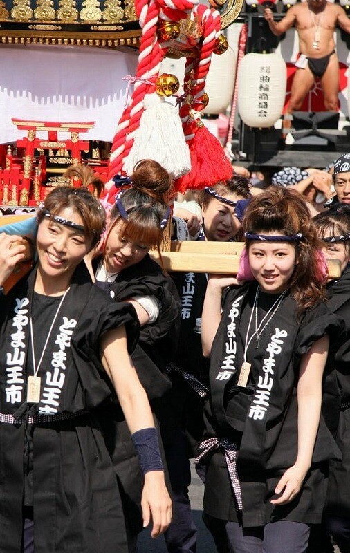 山王祭り(富山)2023年日程｟裸神輿/おんな神輿は見逃せない｠